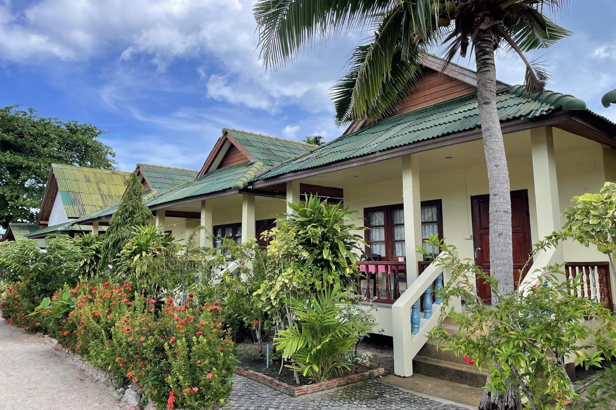 Sea Breeze Bungalow Lamai Beach  Buitenkant foto